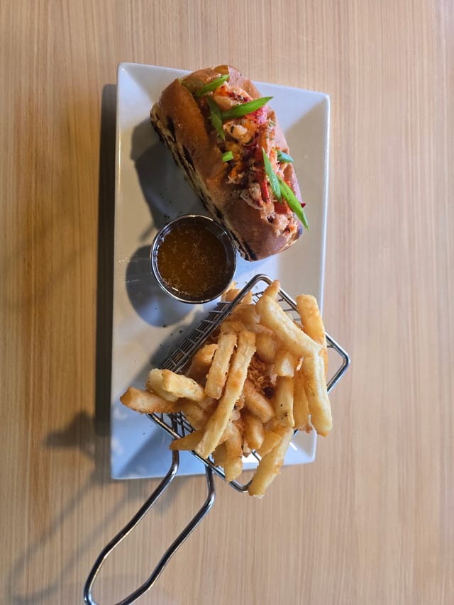 Lobster Roll.